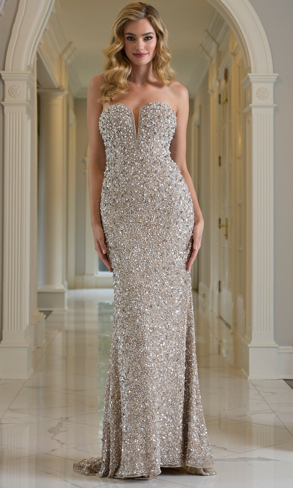 Colors Dress 3939 - Jeweled Plunging Sweetheart Fitted Gown
